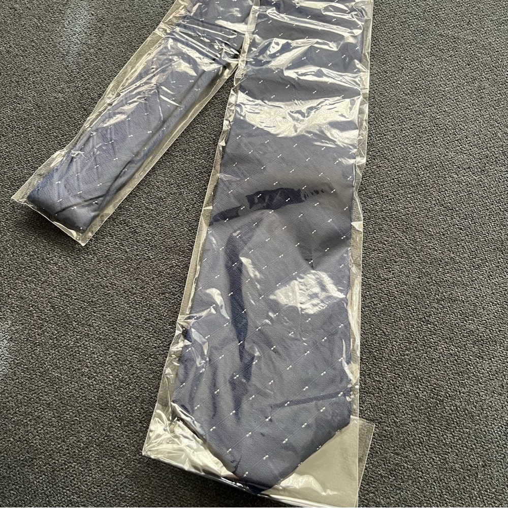 Elegant Blue Men's Tie Kailong